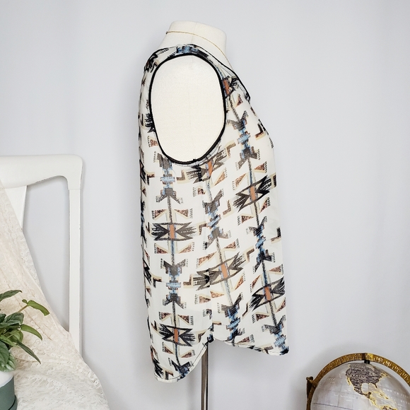 Tan Aztec Bobeau Tank Top - Size M (EUC) - Picture 2 of 10